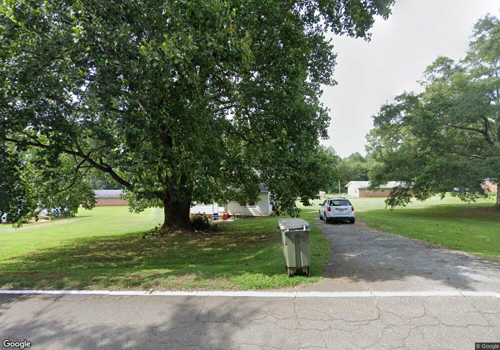 1305 E Queen St, Pendleton, SC 29670 - photo 1