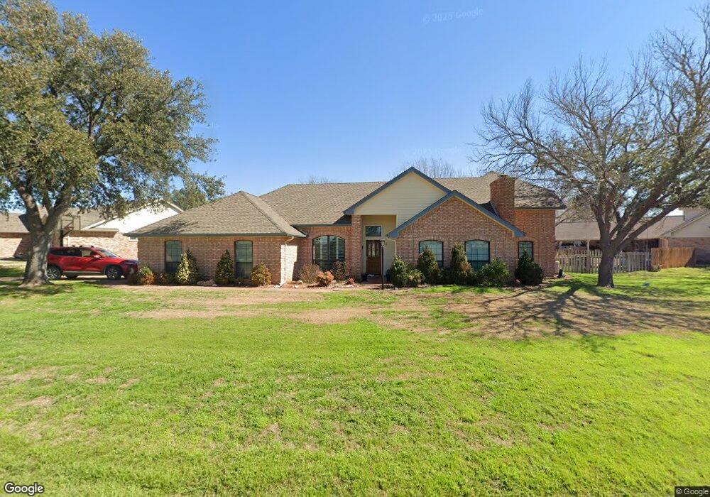 3924 Buena Vista Cir, Granbury, TX 76049 - photo 1