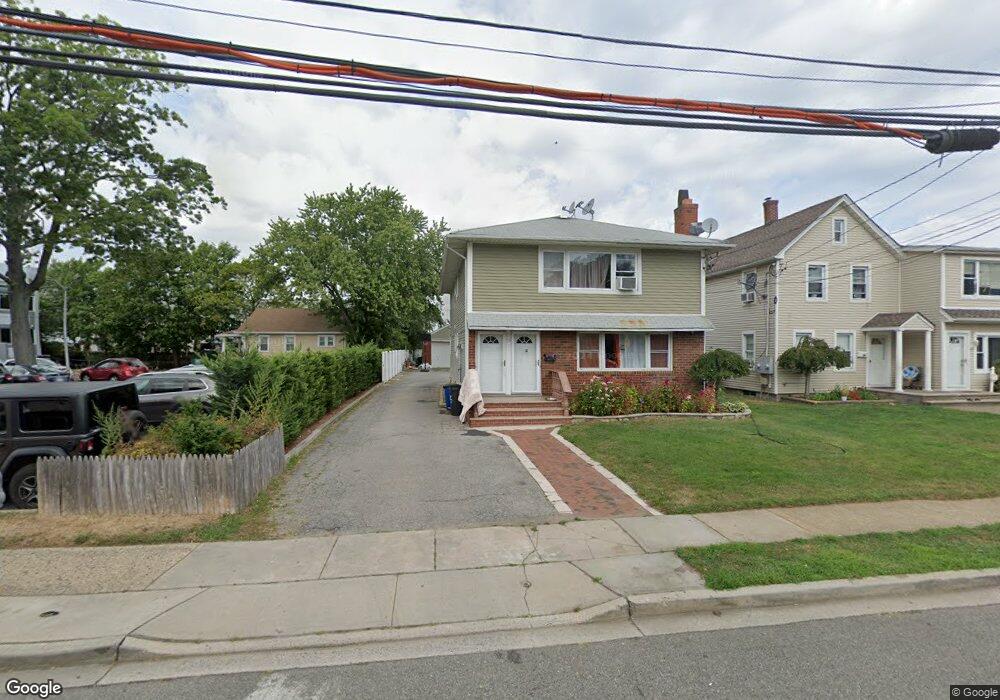 15 5th St, Valley Stream, NY 11581 - photo 1