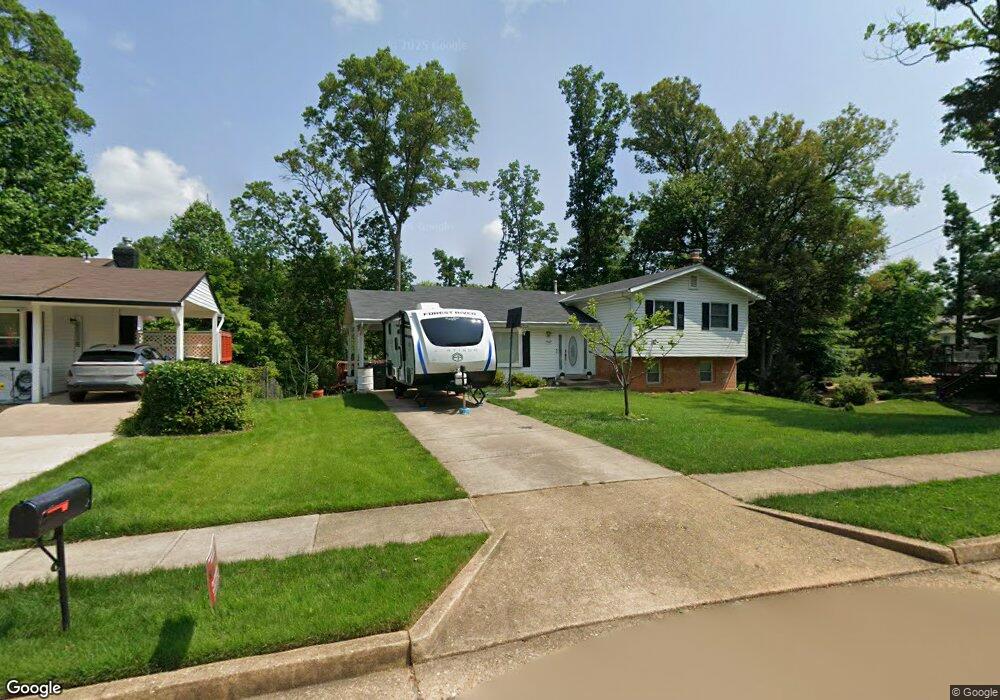 9502 Nan Mill Ln, Fairfax, VA 22032 - photo 1