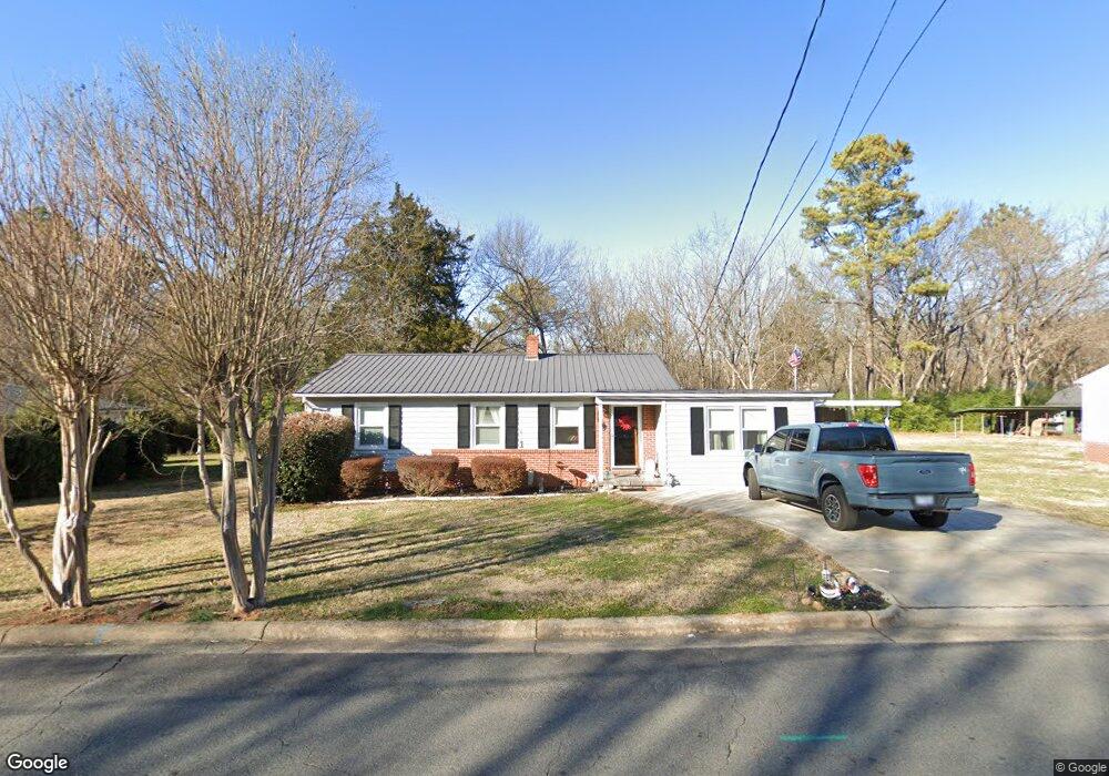 92 W Cornwallis St, Pittsboro, NC 27312 - photo 1