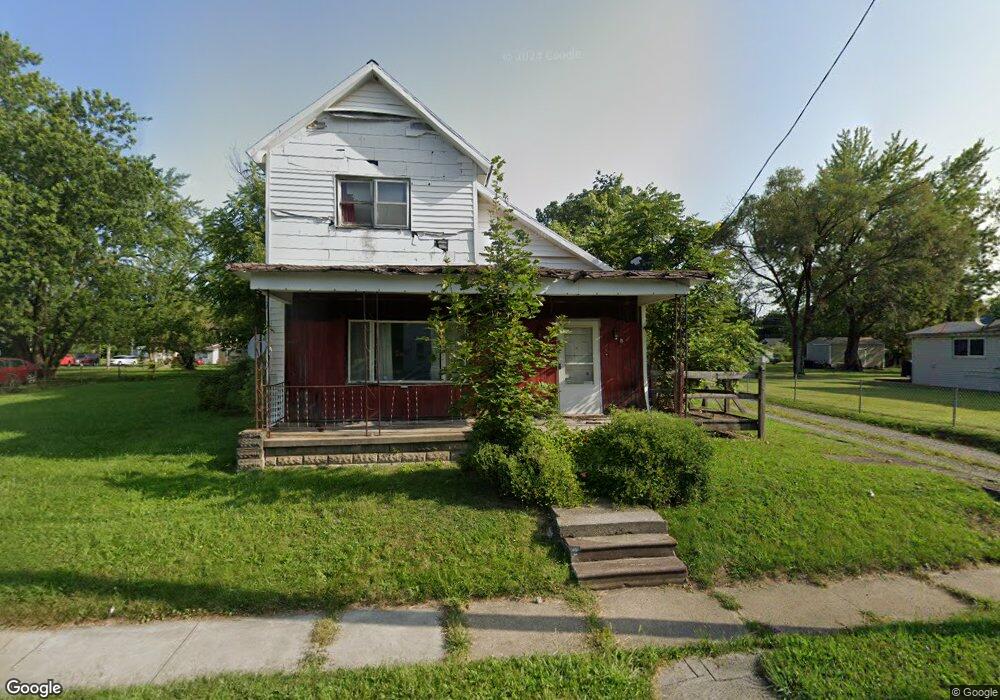 713 Holmes Ave, Lima, OH 45804 - photo 1