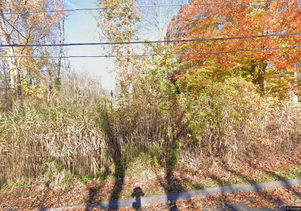 4 Parker Hill Rd, Brookfield, CT 06804 - photo 1