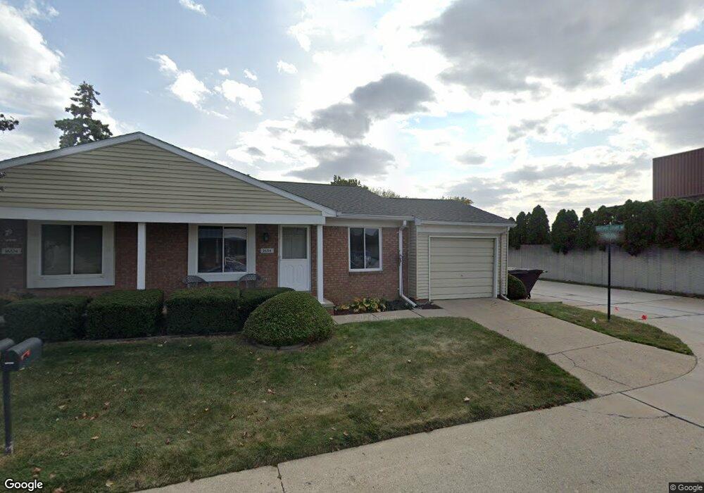 16314 Terrace Dr, Roseville, MI 48066 - photo 1