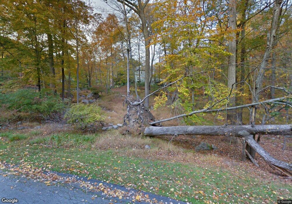 45 Fox Run Rd, Pound Ridge, NY 10576 - photo 1