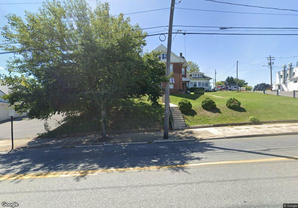 336 W Main St, Waynesboro, PA 17268 - photo 1