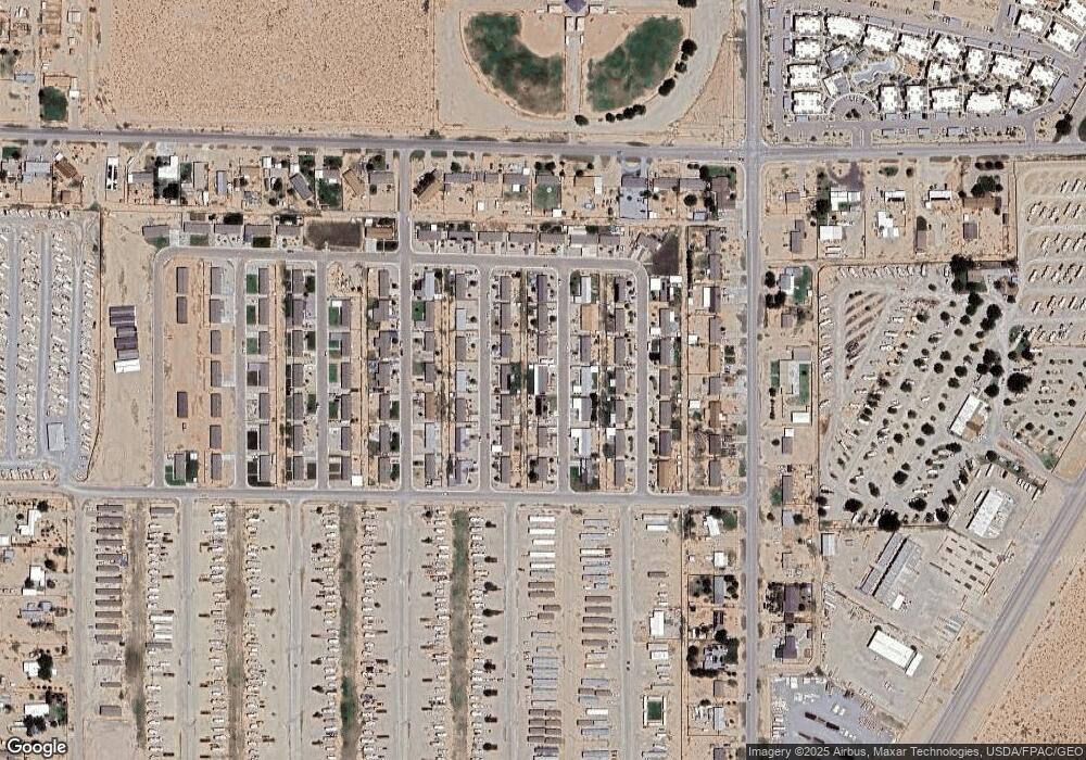 4211 Magnolia St, Carlsbad, NM 88220 - photo 1