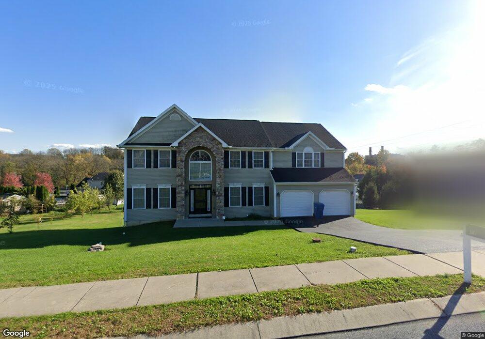 18 Verdun Dr, Reading, PA 19605 - photo 1