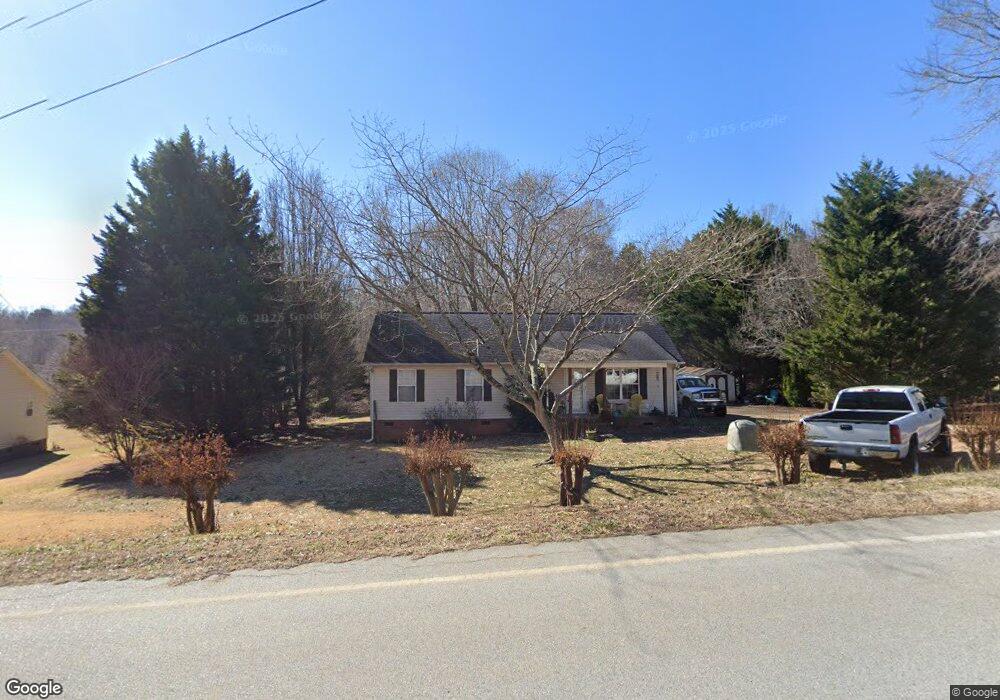 2907 Greenleaf Rd, Clover, SC 29710 - photo 1