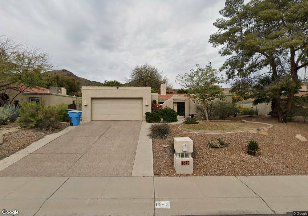 1640 E Echo Ln, Phoenix, AZ 85020 - photo 1
