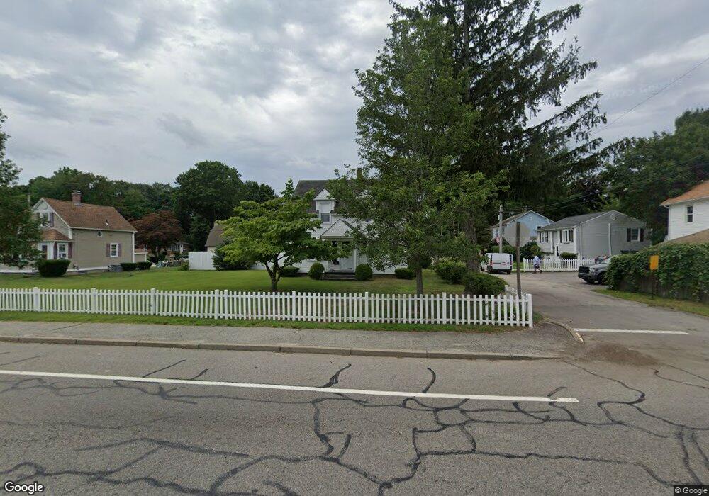 363 W Shore Rd, Warwick, RI 02889 - photo 1