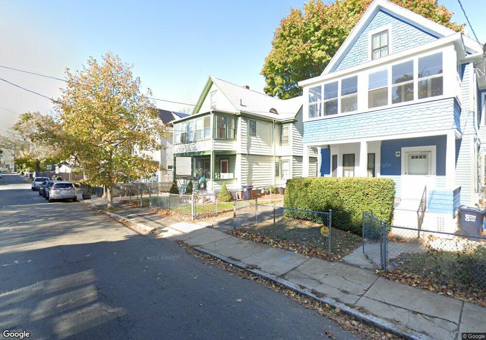 160 Pemberton St, Cambridge, MA 02140 - photo 1