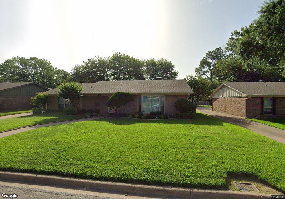 3013 Mimosa Dr, Sherman, TX 75092 - photo 1