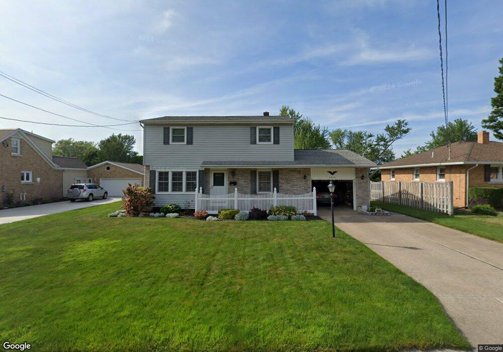 2914 W 30th St, Erie, PA 16506 - photo 1