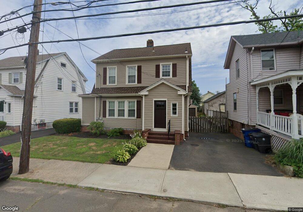 457 Lighthouse Rd, New Haven, CT 06512 - photo 1