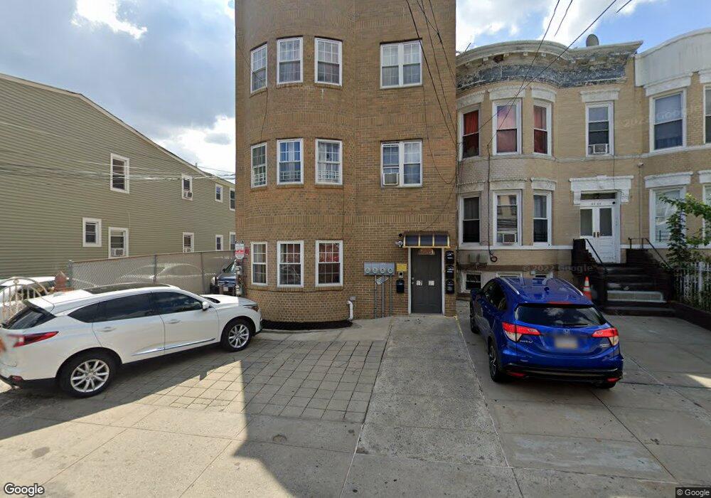 97-32 85th St unit 1Fl, Ozone Park, NY 11416 - photo 1
