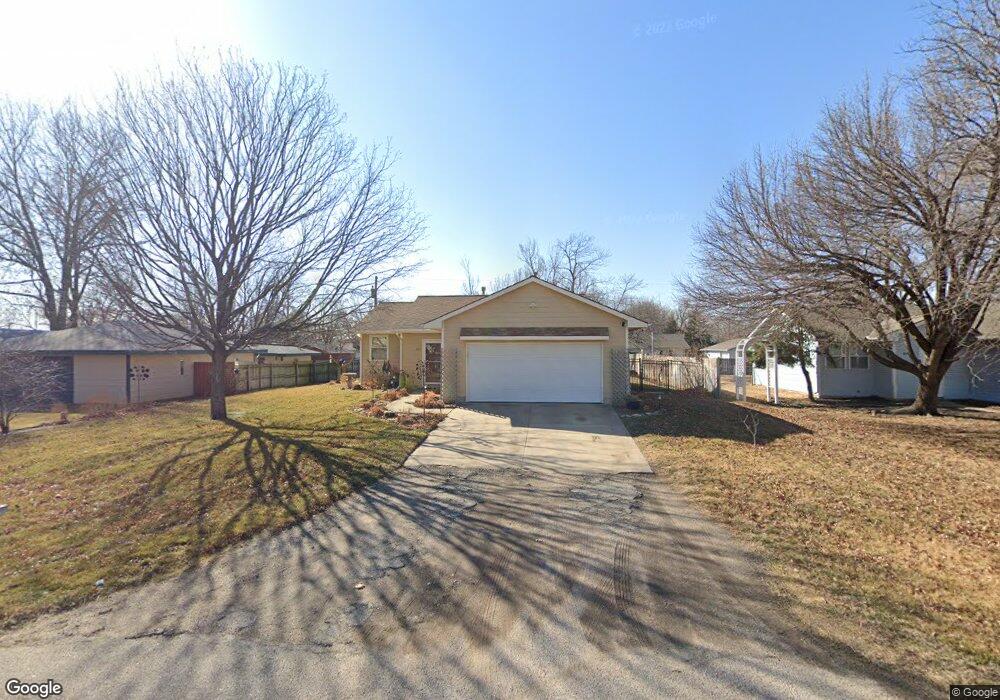 811 Atherton St, Maize, KS 67101 - photo 1