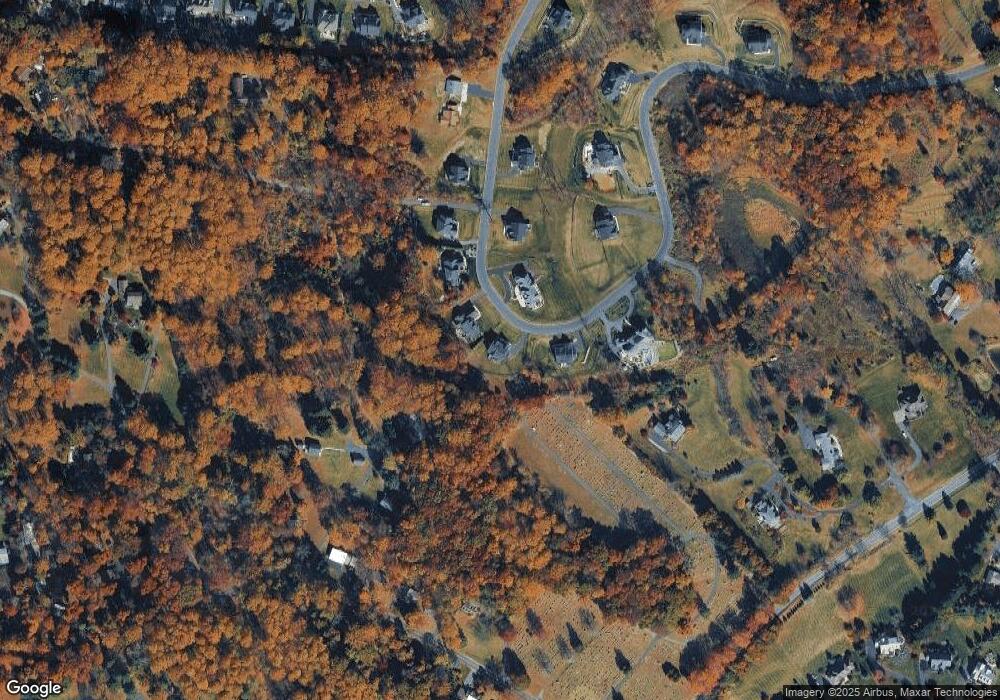 5700 Saucon Ridge Rd unit Lot 8, Coopersburg, PA 18036 - photo 1