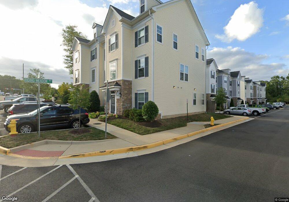 8188 Falls Grove Dr unit 13, Manassas, VA 20111 - photo 1