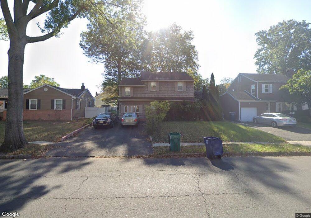 573 Valley Rd, Clark, NJ 07066 - photo 1