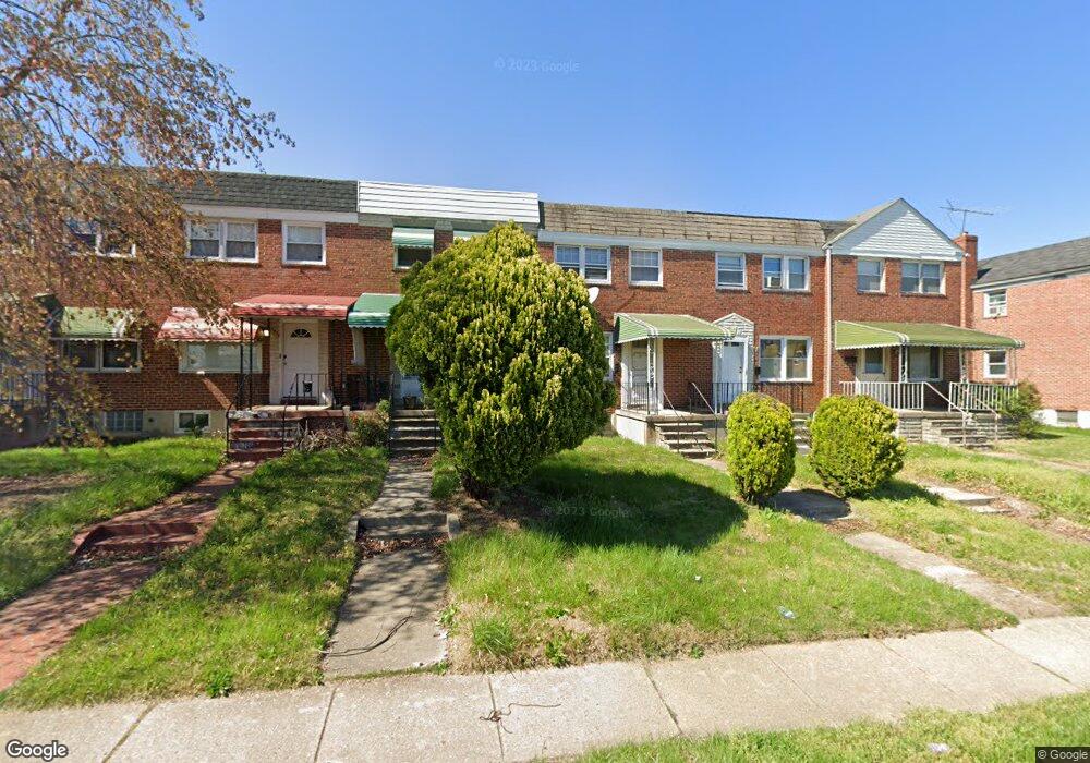 3832 Sinclair Ln, Baltimore, MD 21213 - photo 1