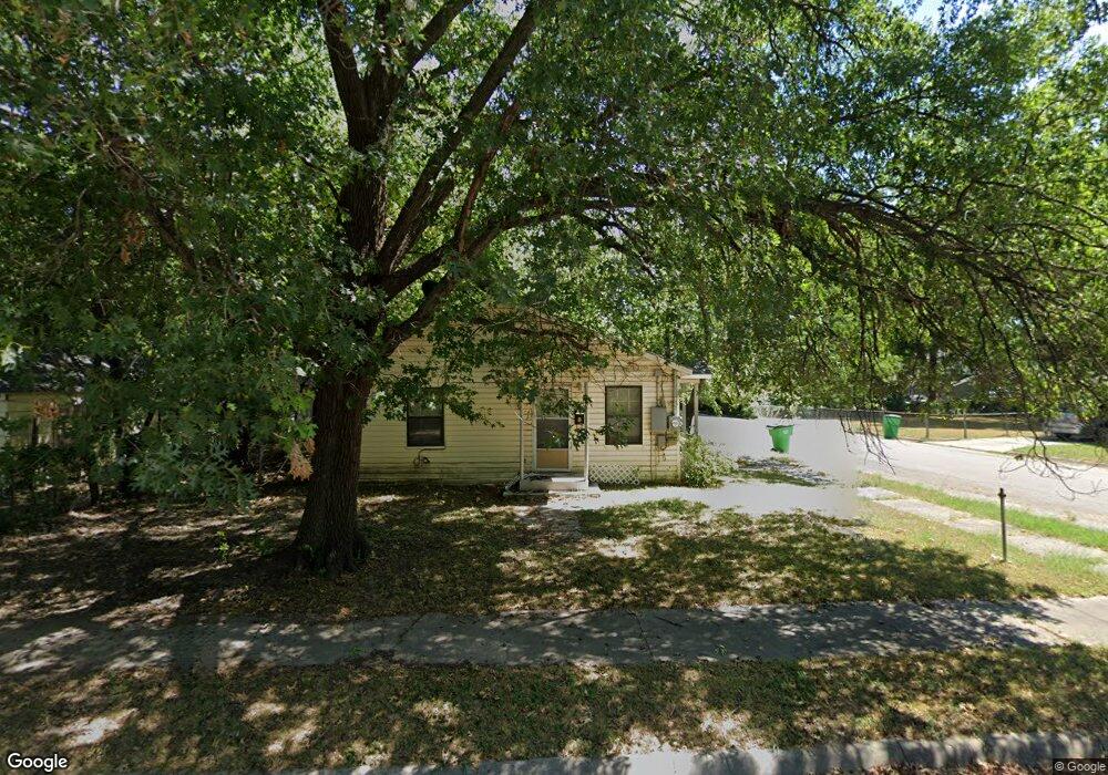 1500 Gribble St, Gainesville, TX 76240 - photo 1