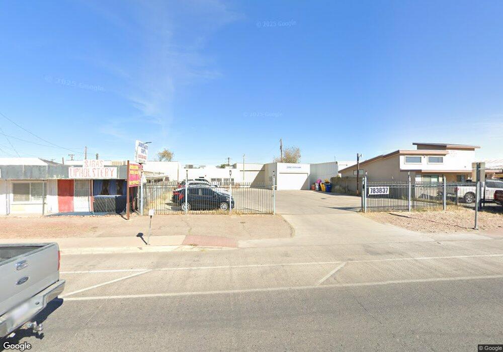 7837 N Loop Dr, El Paso, TX 79915 - photo 1