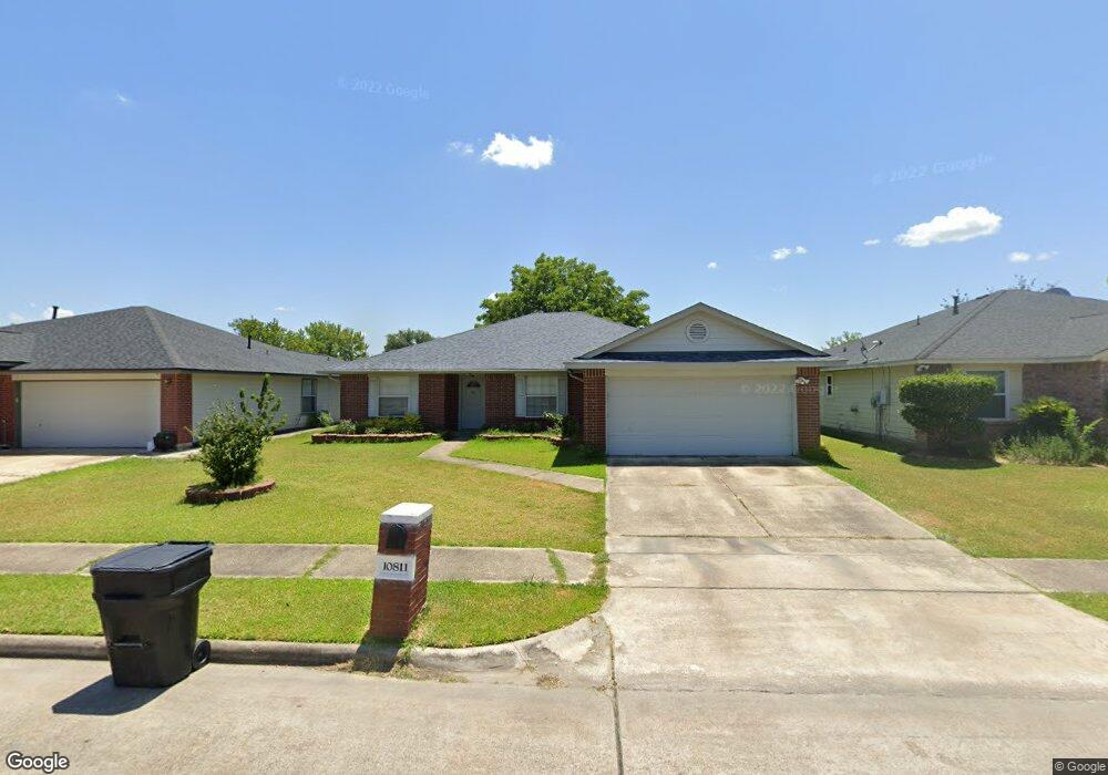 10811 Linden Gate Dr, Houston, TX 77075 - photo 1
