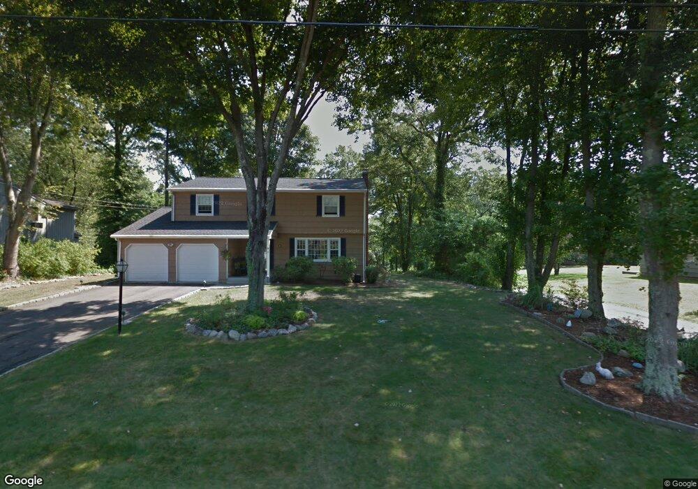 42 Purdy Rd E, Norwalk, CT 06850 - photo 1