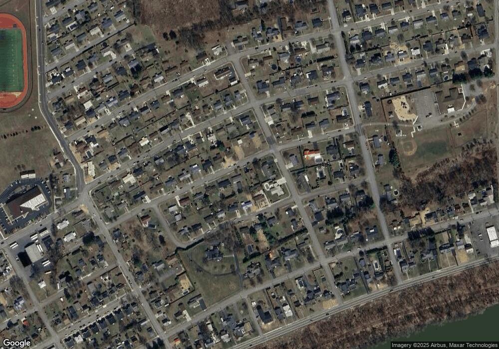 1026 E 4 1/2 St, Berwick, PA 18603 - photo 1