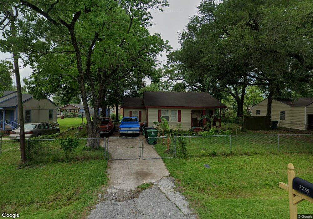 7333 Carothers St, Houston, TX 77028 - photo 1