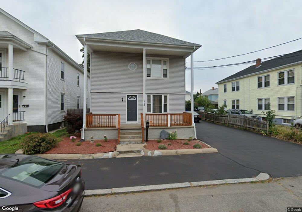 216 Norfolk Ave unit 1, Pawtucket, RI 02861 - photo 1