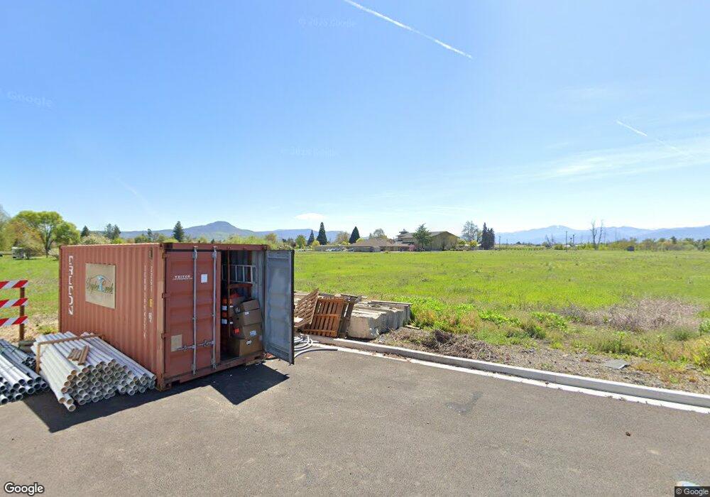 718 Beebe Rd, Central Point, OR 97502 - photo 1