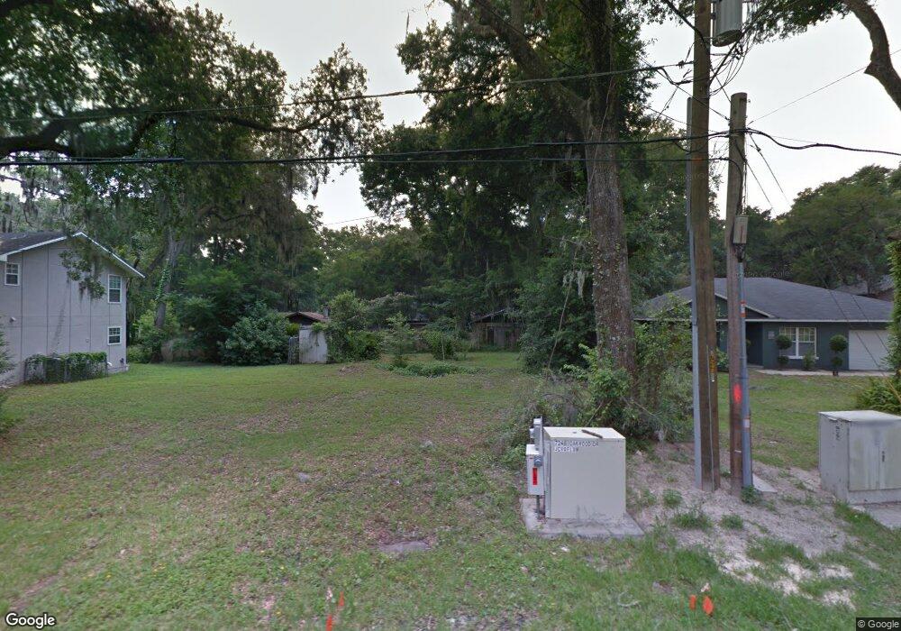 7238 Oakwood Dr, Jacksonville, FL 32211 - photo 1