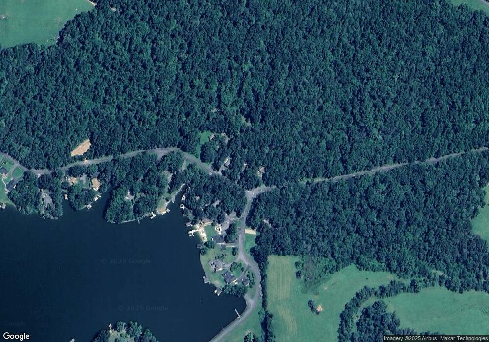 18 N Lakeshore Dr, Louisa, VA 23093 - photo 1