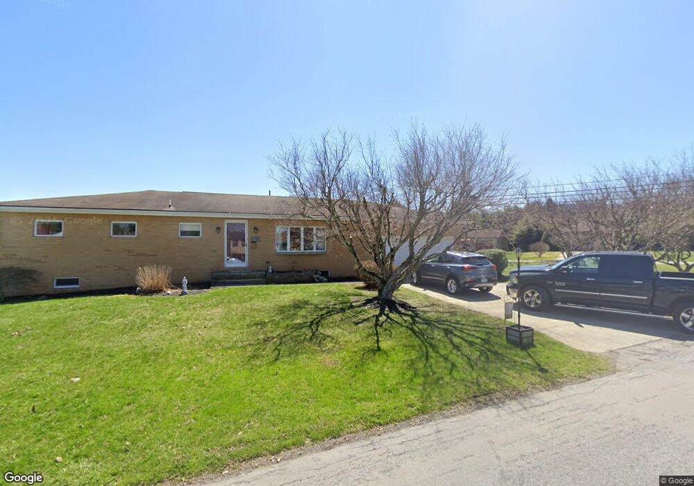 1735 Pitt Ave, Johnstown, PA 15905 - photo 1