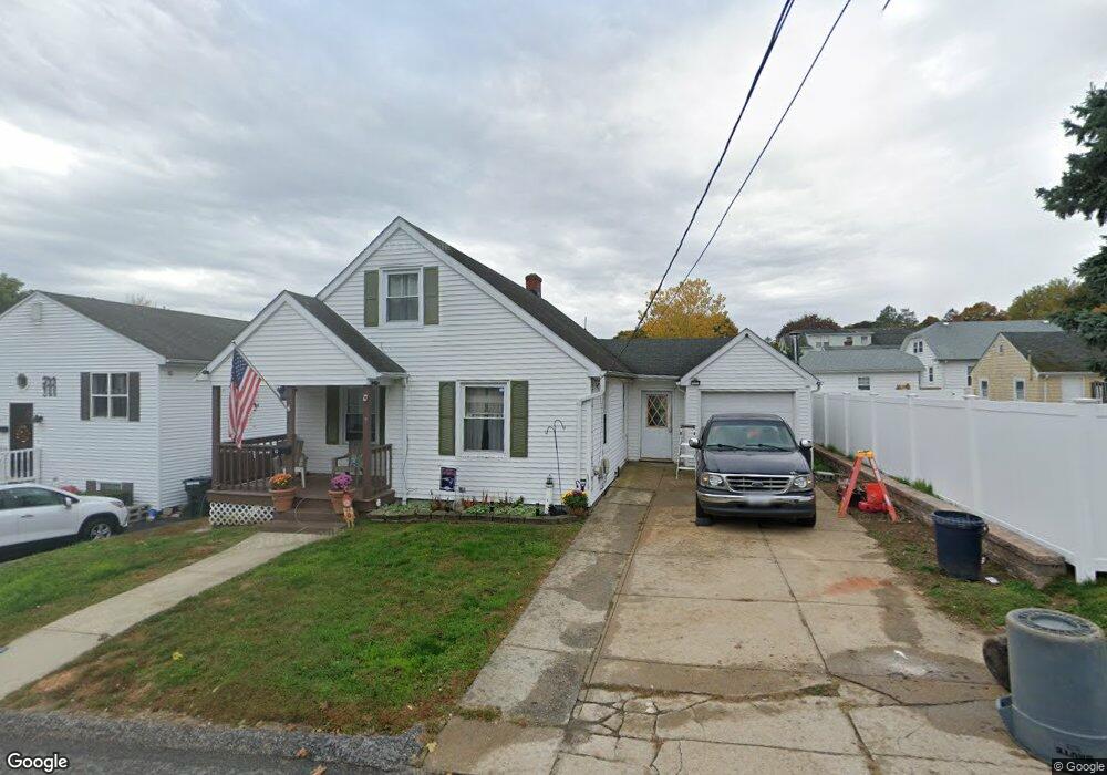 9 Evergreen Dr, Johnston, RI 02919 - photo 1