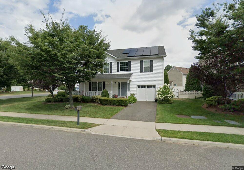 879 Ossipee Ct, West Hempstead, NY 11552 - photo 1