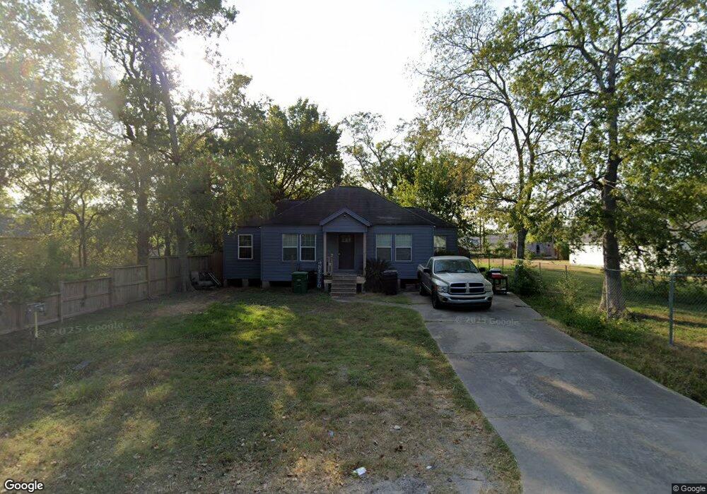 8207 De Priest St, Houston, TX 77088 - photo 1