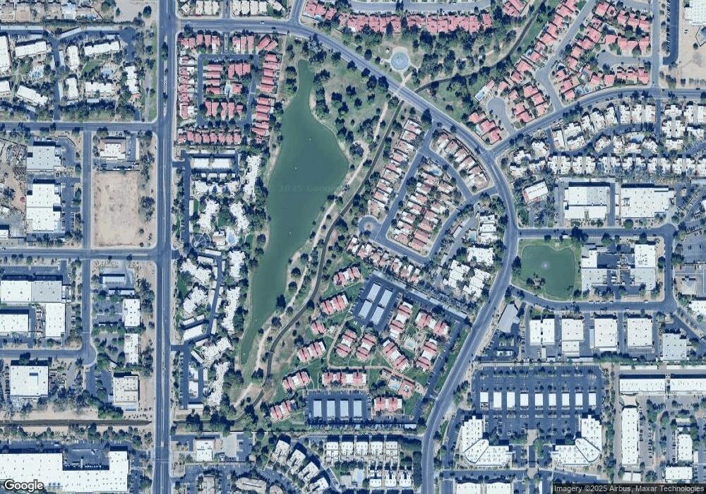 521 N Fountain Cir, Chandler, AZ 85226 - photo 1