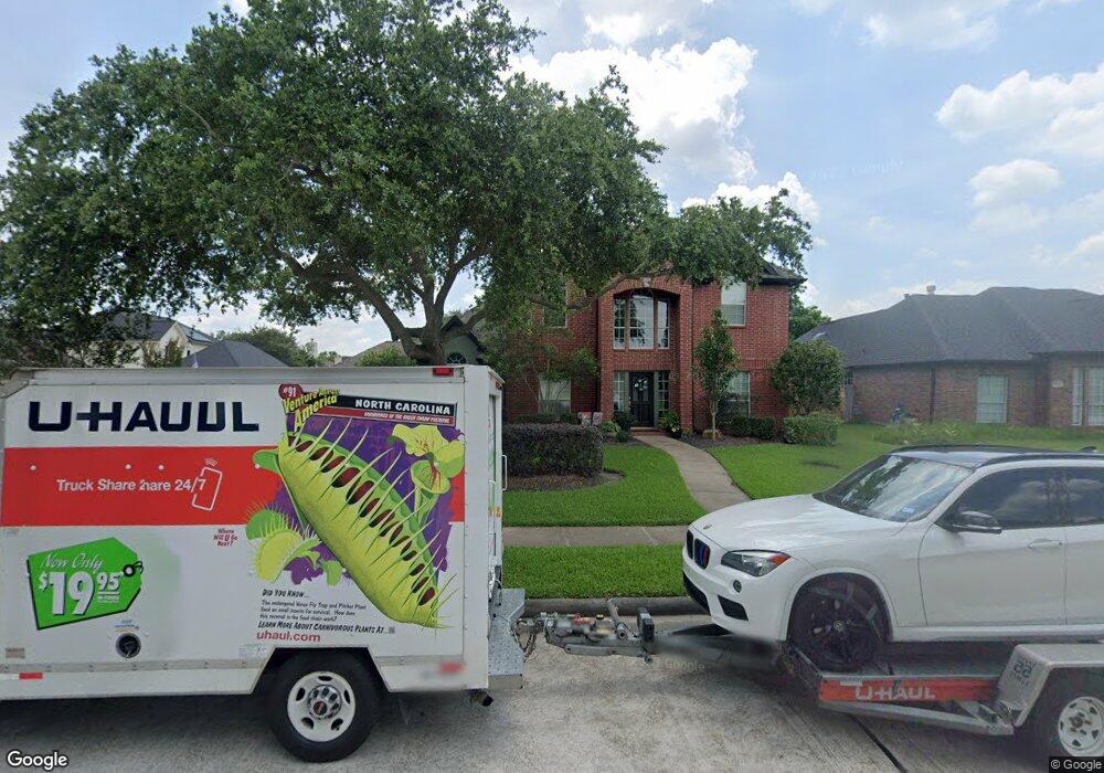 1916 Blue Quail Dr, Friendswood, TX 77546 - photo 1