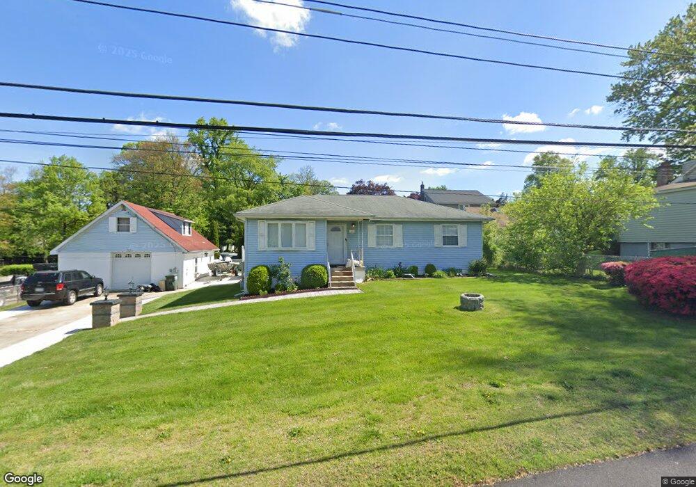 422 Woodbine Ave, Feasterville Trevose, PA 19053 - photo 1