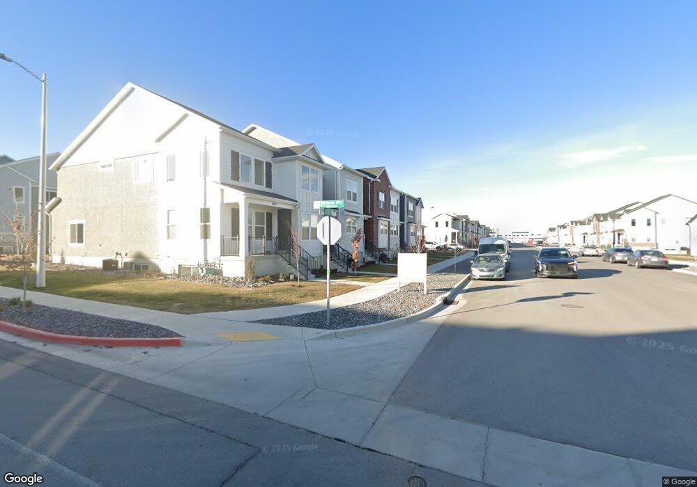 1941 N 4100 W unit 313, Lehi, UT 84043 - photo 1
