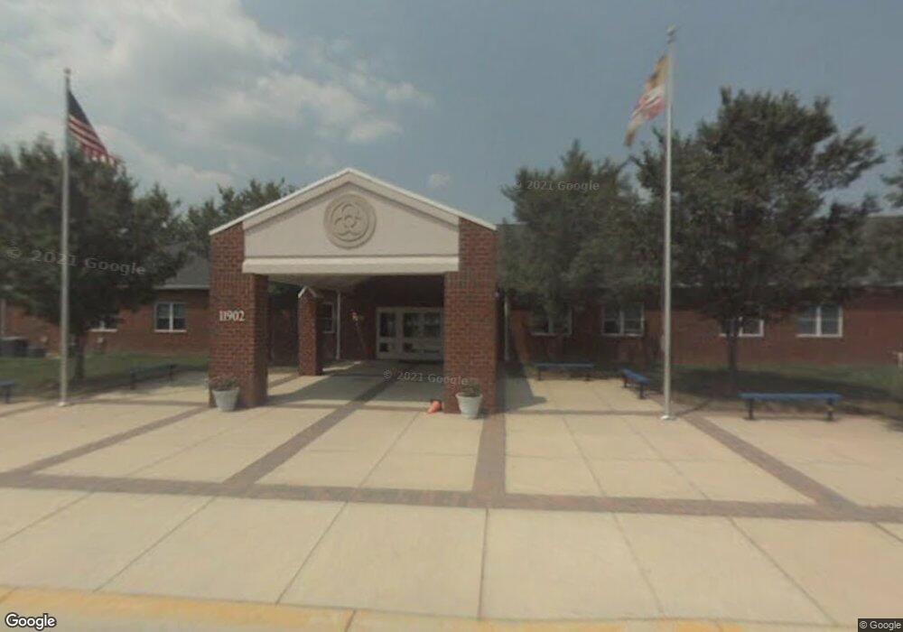 11902 Daisy Ln, Glenn Dale, MD 20769 - photo 1