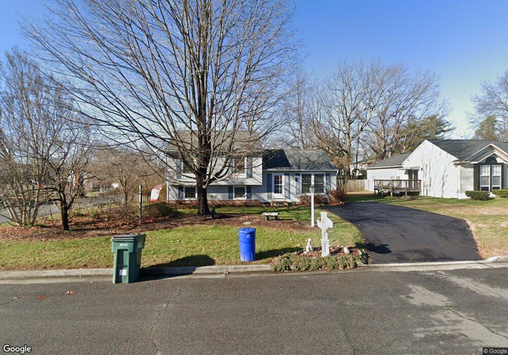 4622 Halleys Cir, Glen Allen, VA 23060 - photo 1