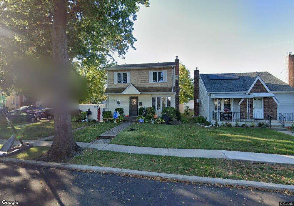 997 Propp Ave, Franklin Square, NY 11010 - photo 1