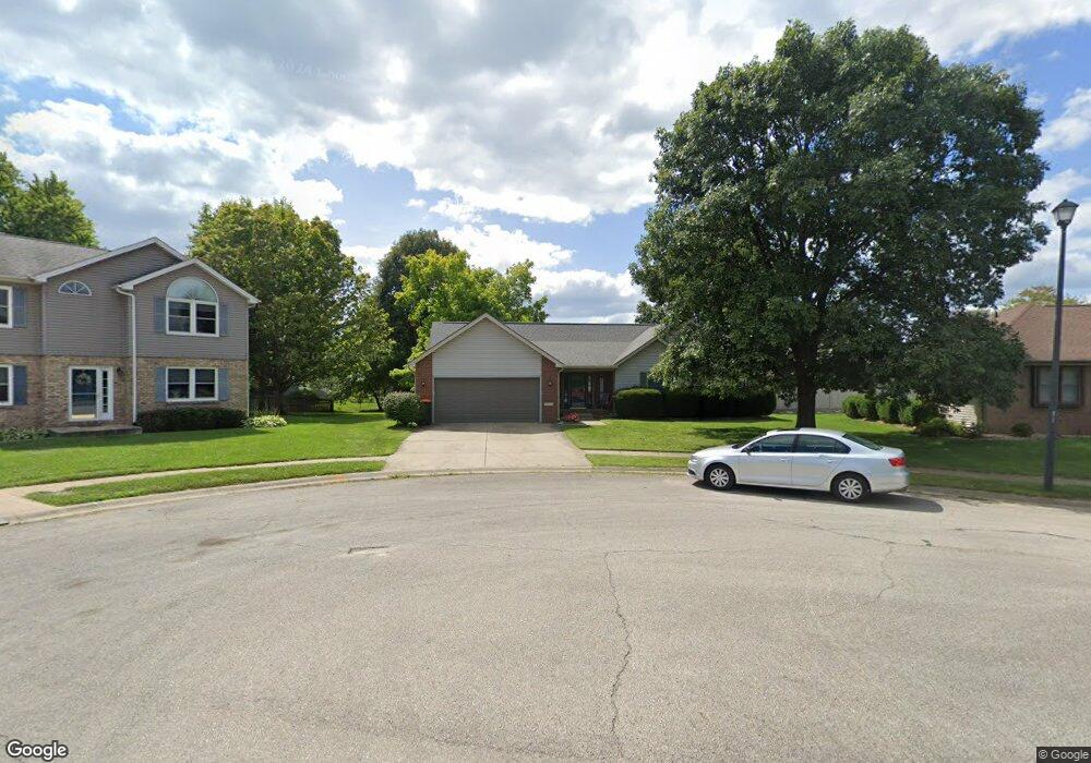 3238 Wheaton Ct, Columbus, IN 47203 - photo 1