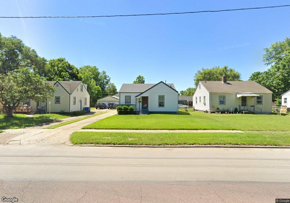 2925 E Walnut St, Des Moines, IA 50317 - photo 1