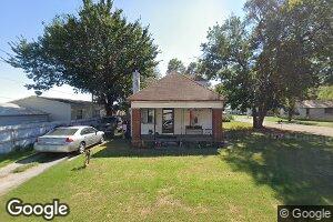 423 W Locust St, Fairview, OK 73737