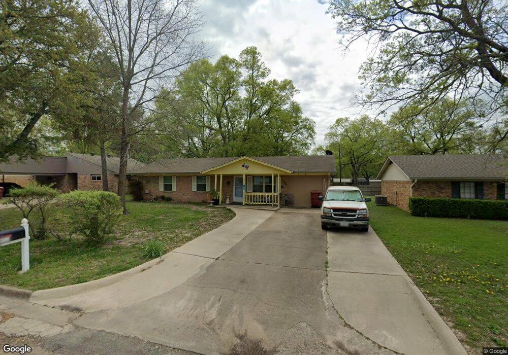 416 Martin St, Bonham, TX 75418 - photo 1